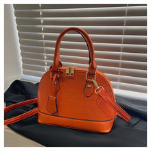 Load image into Gallery viewer, F7008 New Simple Elegant Zipper Shell Bag Shoulder Crossbody Portable Pu Sewing Line Small Square Bag for Women