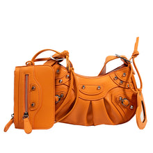 Load image into Gallery viewer, F7006 New Arrival Underarm Bag Female 2022 Pleated Crescent Son Mother Shoulder Bag Female European and American Retro Rivet Motorcycle Bag