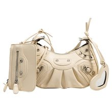 Load image into Gallery viewer, F7006 New Arrival Underarm Bag Female 2022 Pleated Crescent Son Mother Shoulder Bag Female European and American Retro Rivet Motorcycle Bag