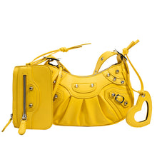 Load image into Gallery viewer, F7006 New Arrival Underarm Bag Female 2022 Pleated Crescent Son Mother Shoulder Bag Female European and American Retro Rivet Motorcycle Bag