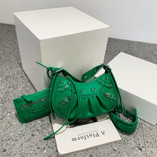 Load image into Gallery viewer, F7006 New Arrival Underarm Bag Female 2022 Pleated Crescent Son Mother Shoulder Bag Female European and American Retro Rivet Motorcycle Bag