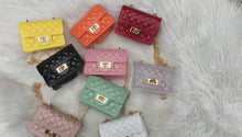 Load and play video in Gallery viewer, F7001 Mini Purse Match slippers Summer Jelly Purse
