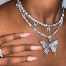 Load image into Gallery viewer, F4016 Butterflies Necklace (MOQ  10)
