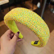 Load image into Gallery viewer, F4021 Shiny Crystal Headband (MOQ  10)
