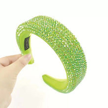 Load image into Gallery viewer, F4021 Shiny Crystal Headband (MOQ  10)
