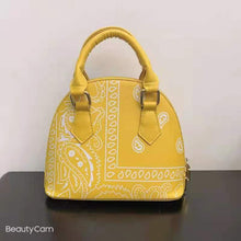 Load image into Gallery viewer, F7016 Bandanna Palsey Shell Purse
