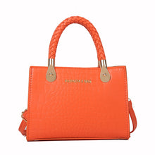 Load image into Gallery viewer, F7019 Good Texture Bag Female 2022 Korean Style Fashionable New Candy Color Stone Pattern Woven Handbag Messenger Bag
