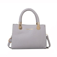 Load image into Gallery viewer, F7019 Good Texture Bag Female 2022 Korean Style Fashionable New Candy Color Stone Pattern Woven Handbag Messenger Bag
