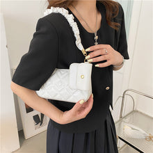 Load image into Gallery viewer, F7015 Pu Bag Women&#39;s Fashion All-Match Leisure Commute Shoulder Bag Pleated Portable Underarm Bag Wholesale
