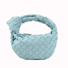 Load image into Gallery viewer, F7009 Celebrity Vcruan Same Style Woven Croissant 2022 New Soft Leather Handbag Underarm Cloud Bag Cross-Border Women&#39;s Bag
