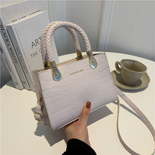 Load image into Gallery viewer, F7019 Good Texture Bag Female 2022 Korean Style Fashionable New Candy Color Stone Pattern Woven Handbag Messenger Bag
